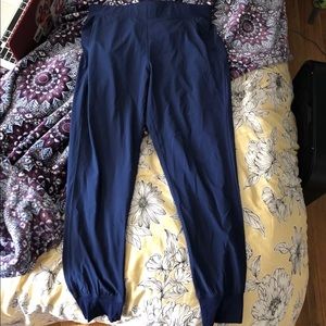 Lululemon Get Ready Joggers Size 8
